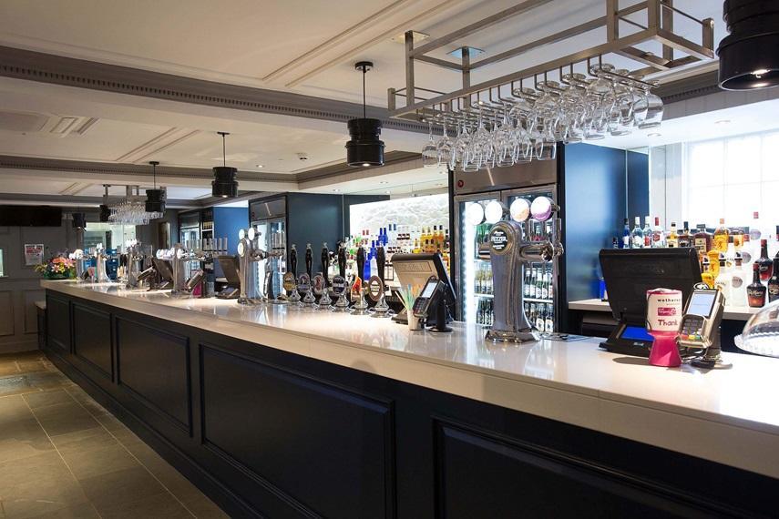 The Cross Keys Hotell Peebles Eksteriør bilde