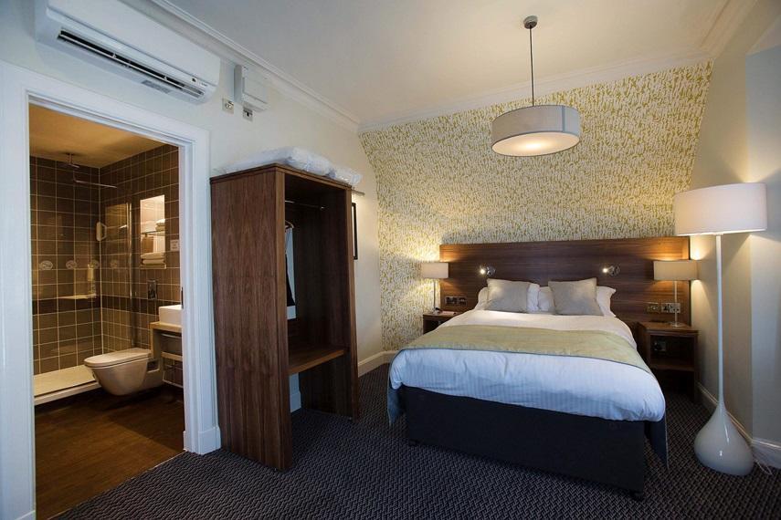 The Cross Keys Hotell Peebles Eksteriør bilde