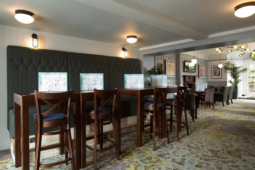 The Cross Keys Hotell Peebles Eksteriør bilde