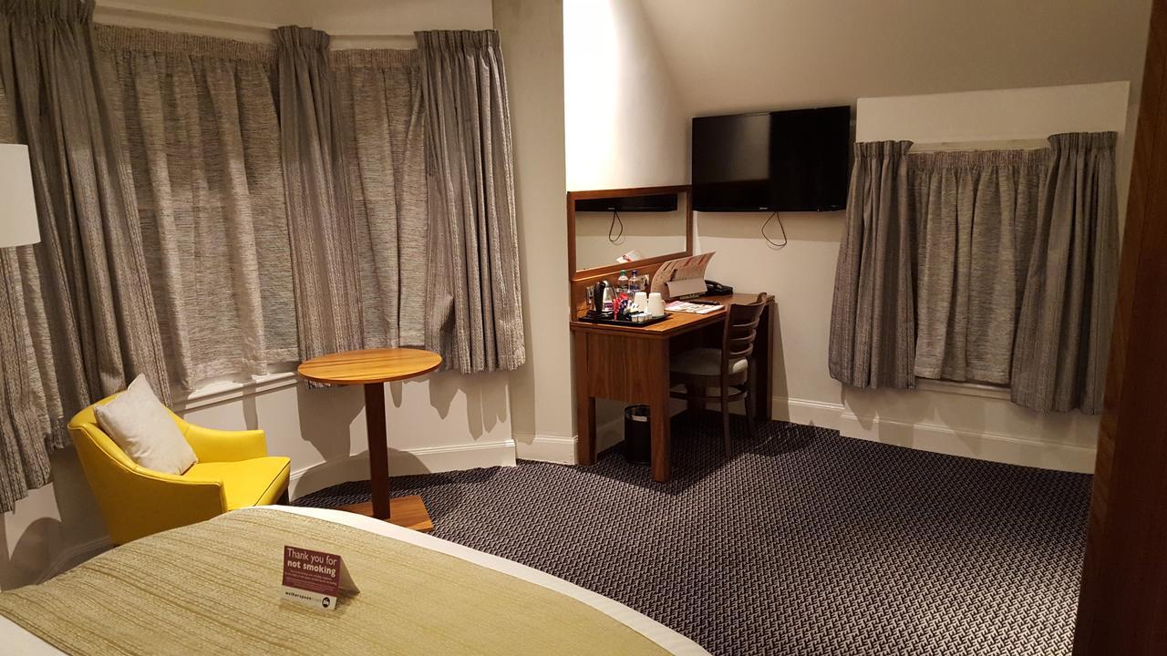 The Cross Keys Hotell Peebles Eksteriør bilde